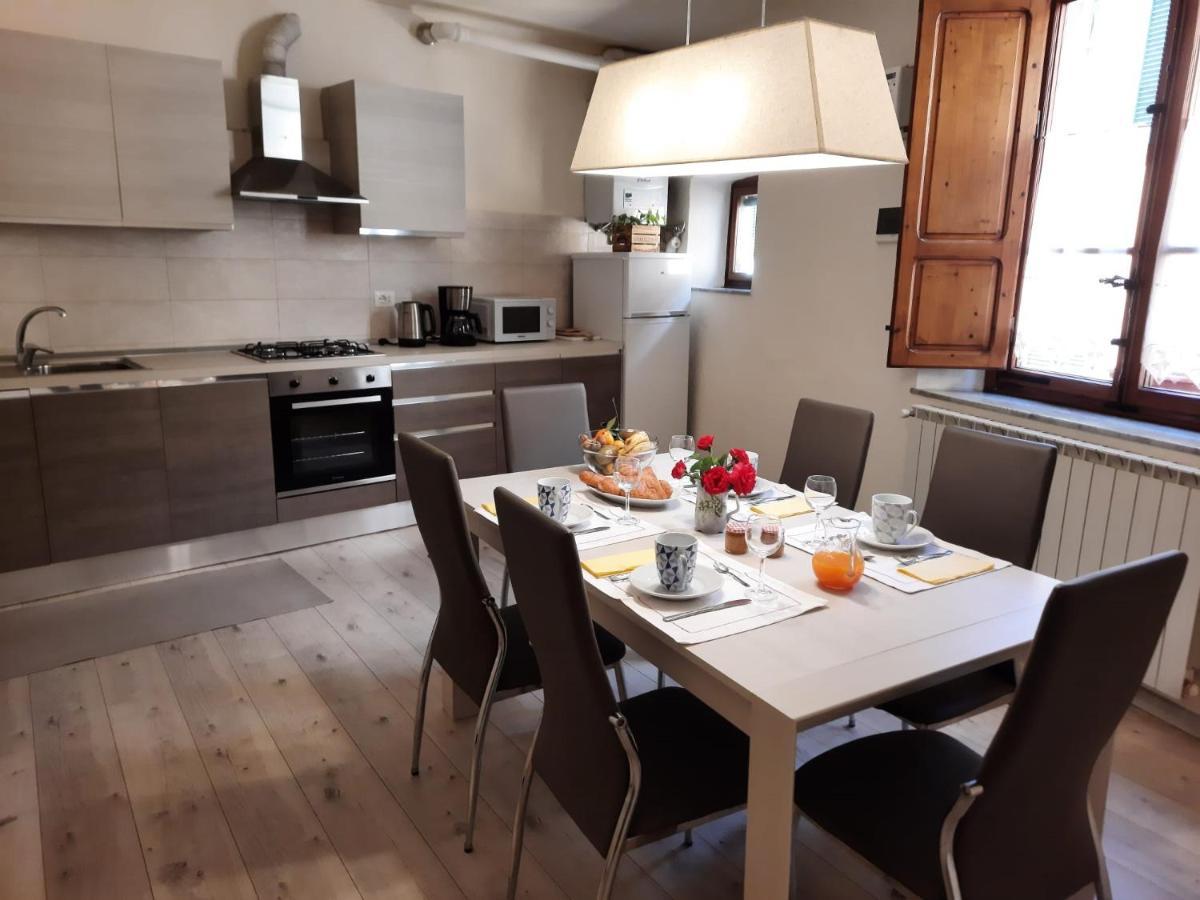 Palazzo Colombini Apartment Лука Екстериор снимка